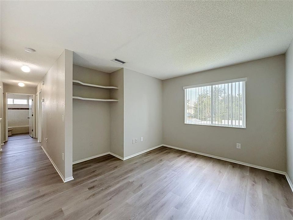 For Sale: $385,000 (3 beds, 2 baths, 2041 Square Feet)