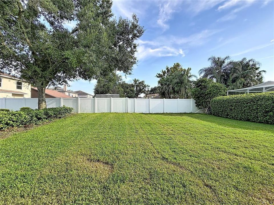 For Sale: $385,000 (3 beds, 2 baths, 2041 Square Feet)