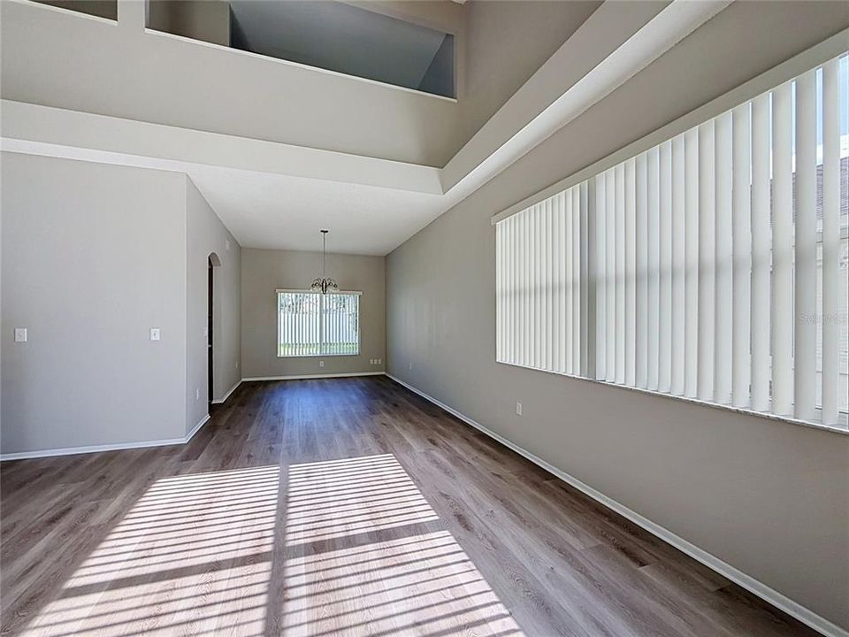 For Sale: $385,000 (3 beds, 2 baths, 2041 Square Feet)