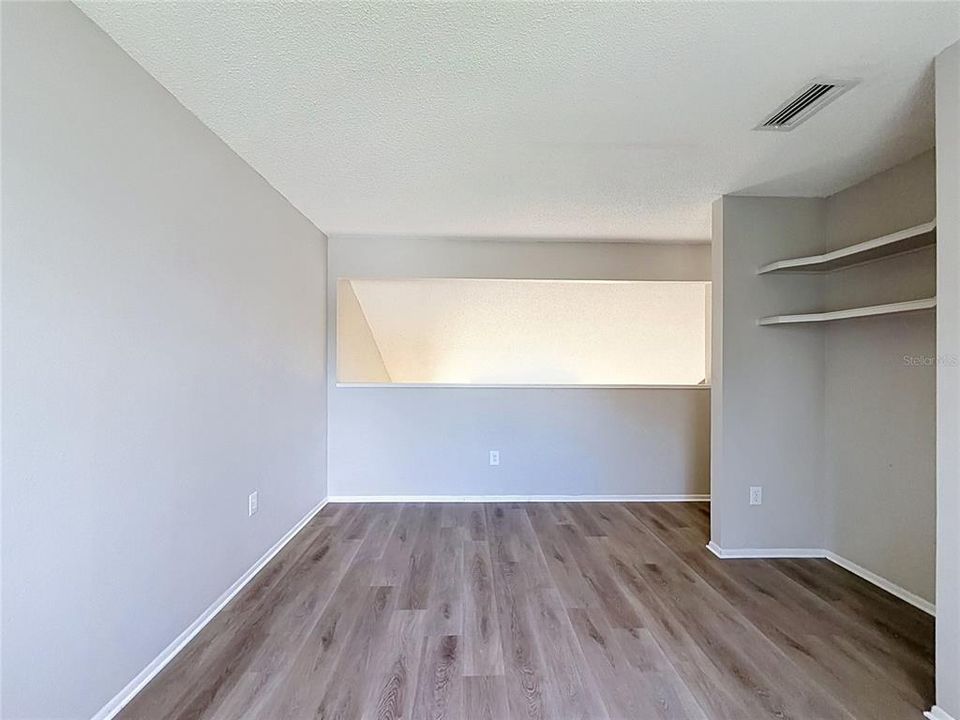 For Sale: $385,000 (3 beds, 2 baths, 2041 Square Feet)