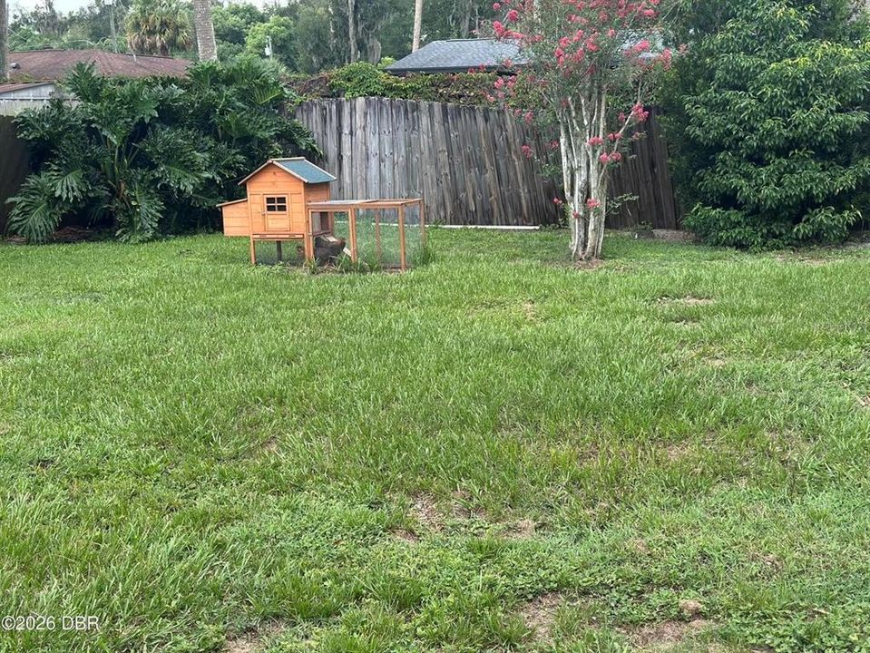 For Sale: $499,000 (4 beds, 2 baths, 2024 Square Feet)
