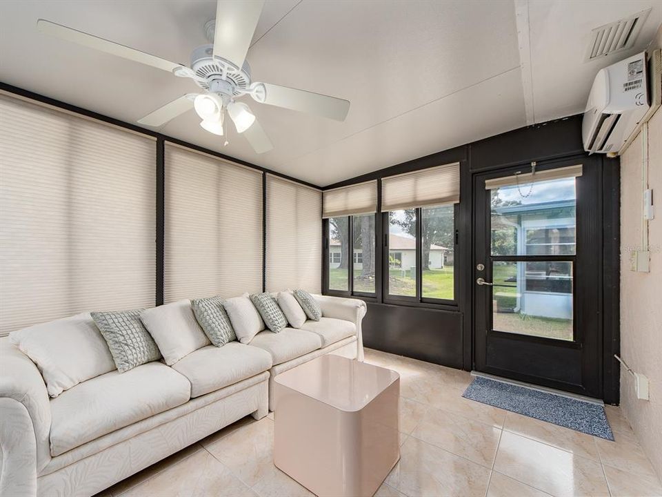 En Venta: $374,900 (2 camas, 2 baños, 1332 Pies cuadrados)