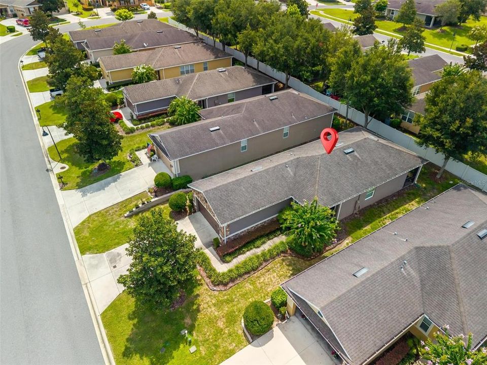 For Sale: $325,000 (3 beds, 2 baths, 1415 Square Feet)