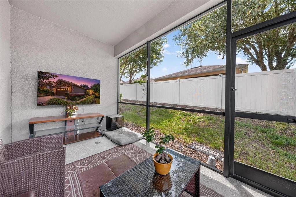 For Sale: $325,000 (3 beds, 2 baths, 1415 Square Feet)
