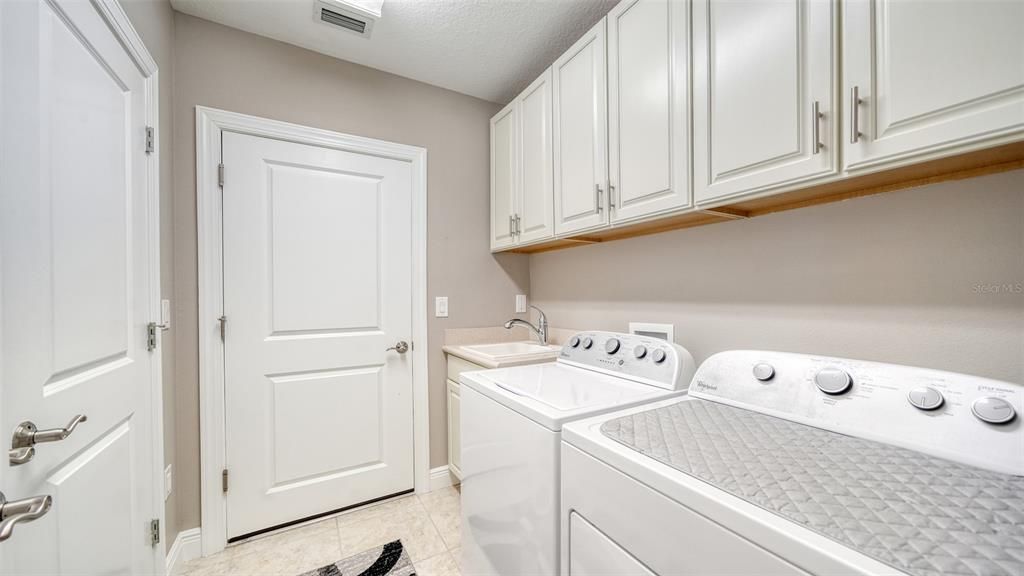 En Venta: $514,900 (3 camas, 2 baños, 1748 Pies cuadrados)