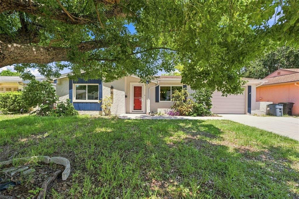 En Venta: $285,000 (3 camas, 2 baños, 1324 Pies cuadrados)