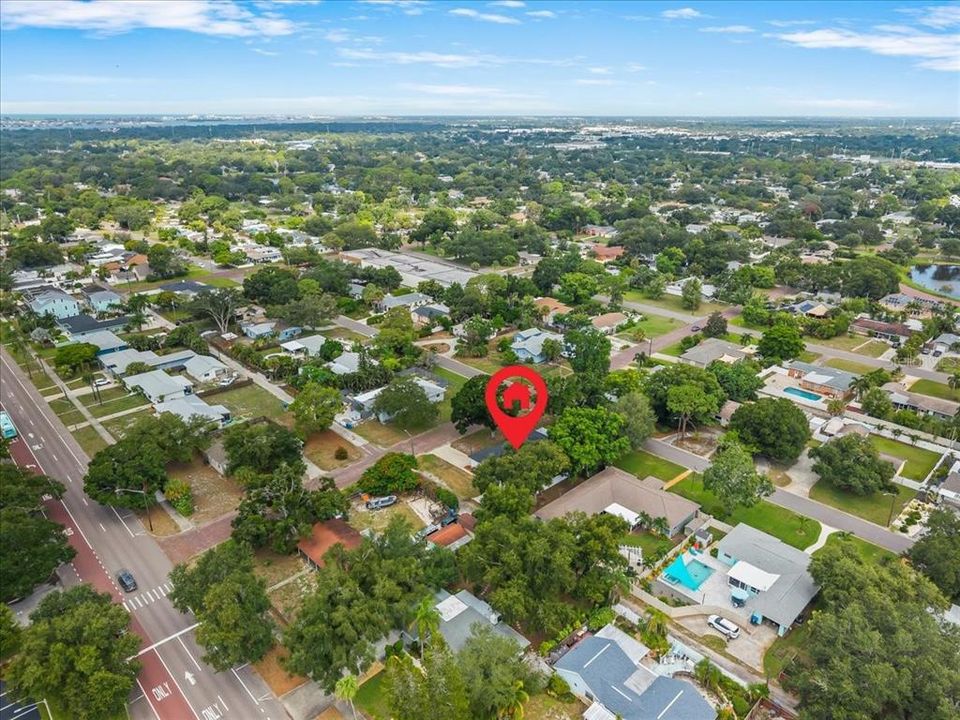 En Venta: $615,000 (3 camas, 3 baños, 1749 Pies cuadrados)