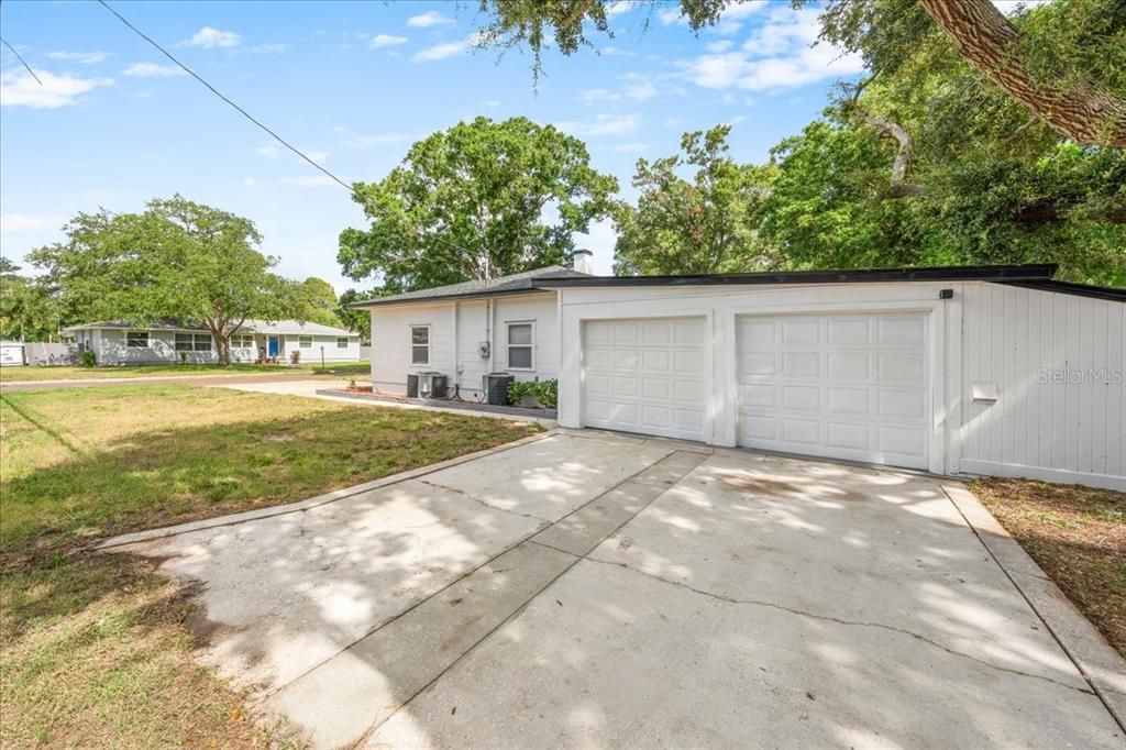 En Venta: $615,000 (3 camas, 3 baños, 1749 Pies cuadrados)