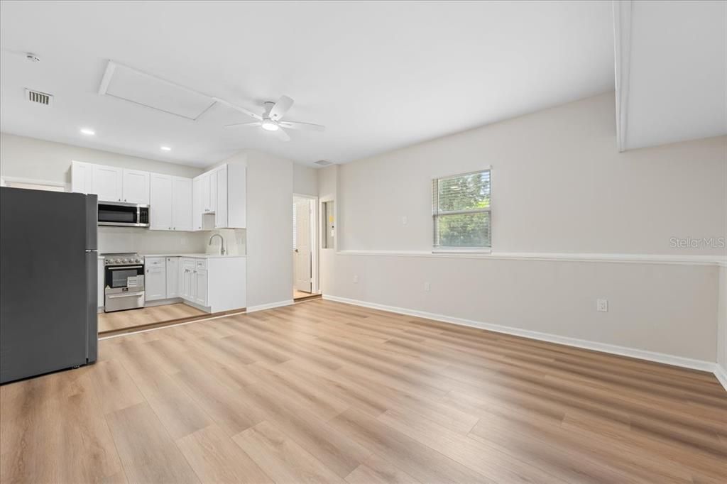 En Venta: $615,000 (3 camas, 3 baños, 1749 Pies cuadrados)