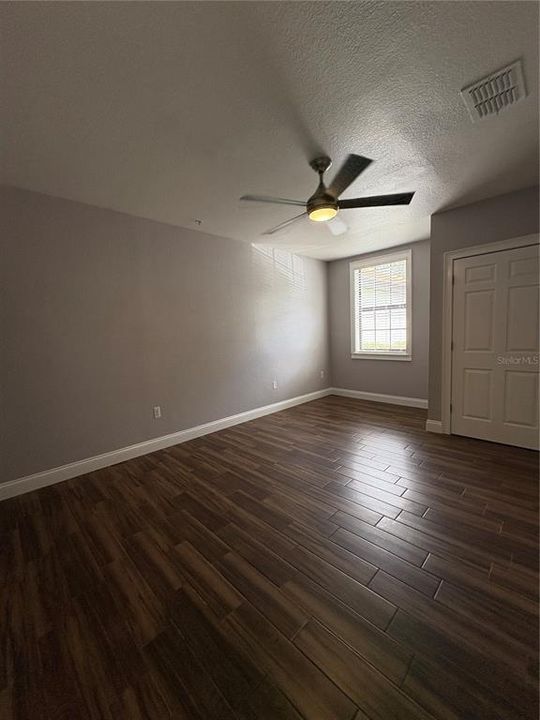 В аренду: $1,750 (2 спален, 2 ванн, 1054 Квадратных фут)