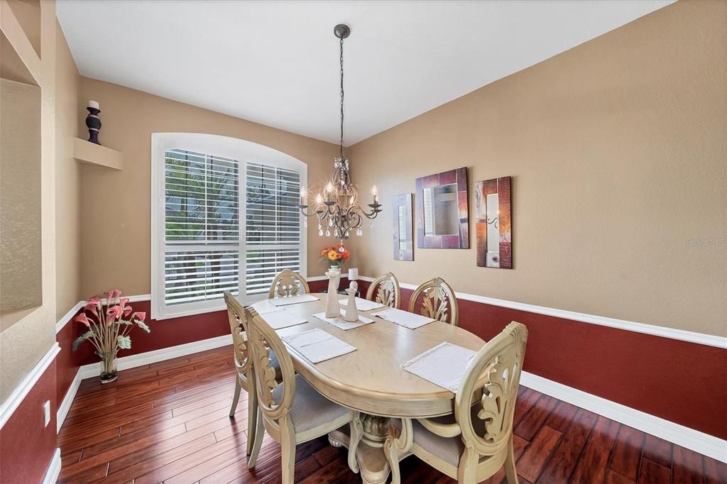 For Sale: $495,000 (5 beds, 4 baths, 2403 Square Feet)