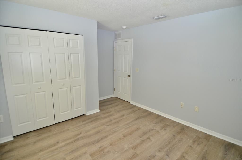 For Sale: $350,000 (3 beds, 2 baths, 1750 Square Feet)