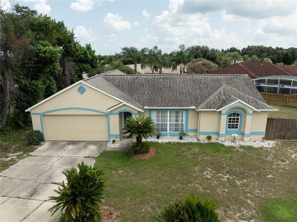 For Sale: $340,000 (3 beds, 2 baths, 1724 Square Feet)
