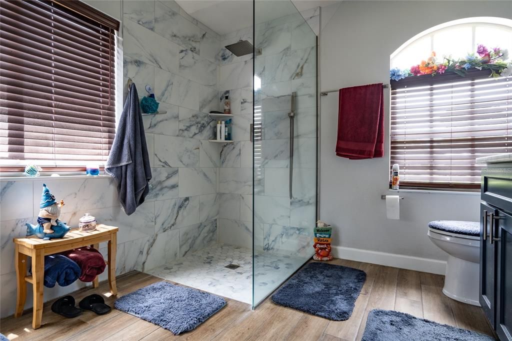 For Sale: $340,000 (3 beds, 2 baths, 1724 Square Feet)