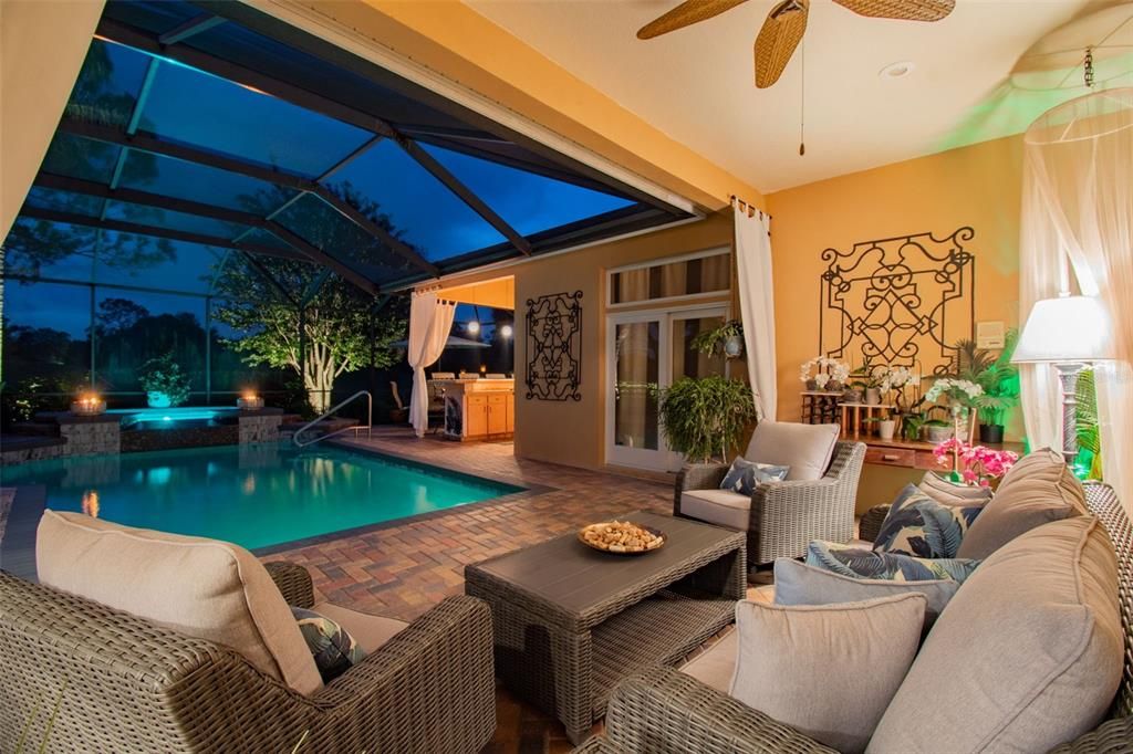For Sale: $950,000 (4 beds, 3 baths, 3234 Square Feet)