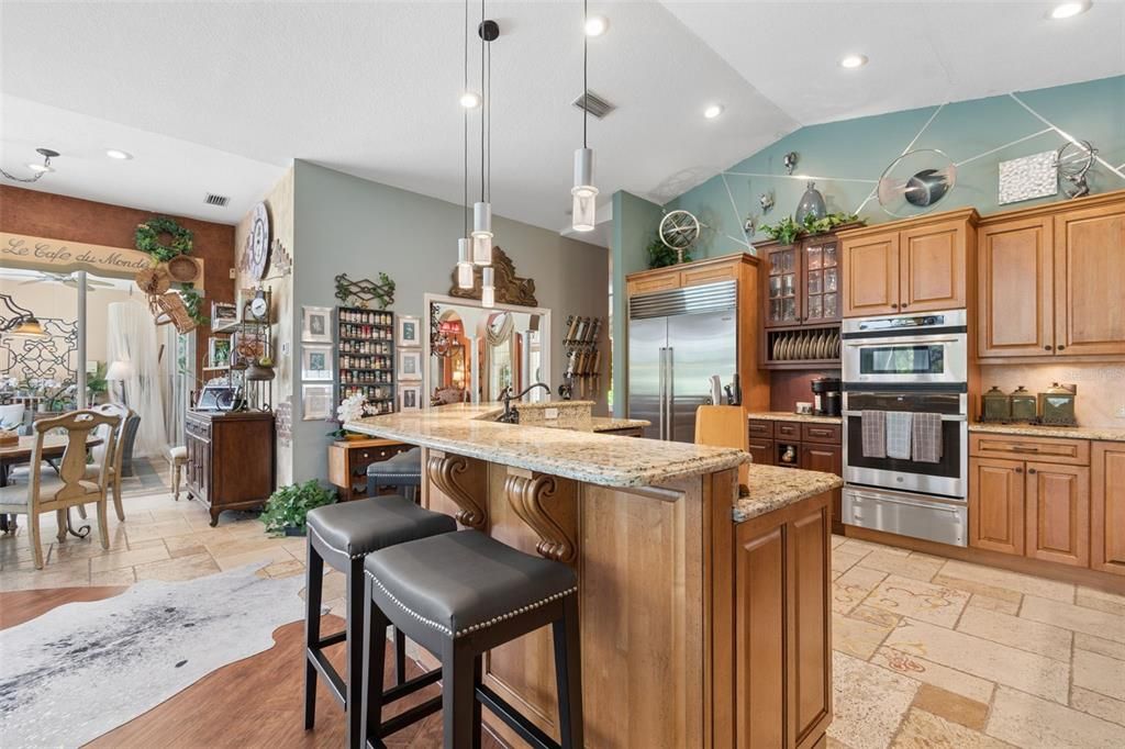For Sale: $950,000 (4 beds, 3 baths, 3234 Square Feet)