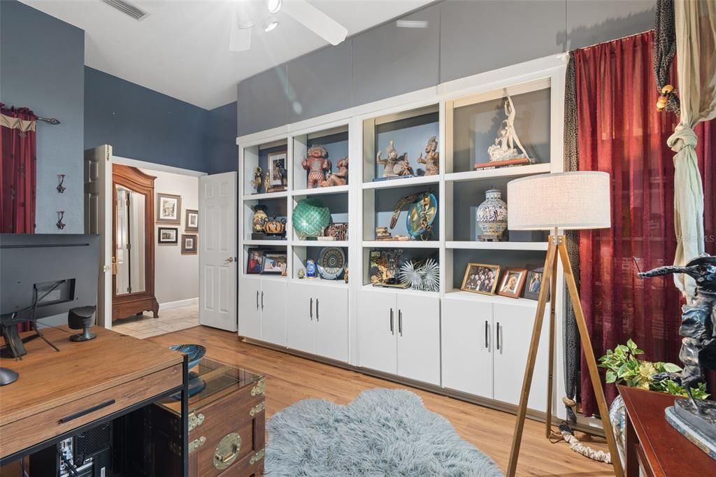 For Sale: $950,000 (4 beds, 3 baths, 3234 Square Feet)