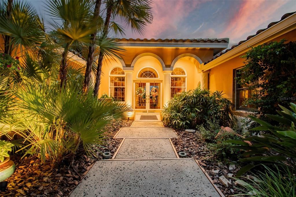 For Sale: $950,000 (4 beds, 3 baths, 3234 Square Feet)