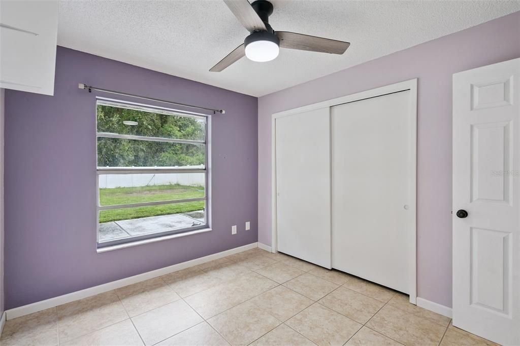 For Sale: $304,987 (2 beds, 2 baths, 987 Square Feet)