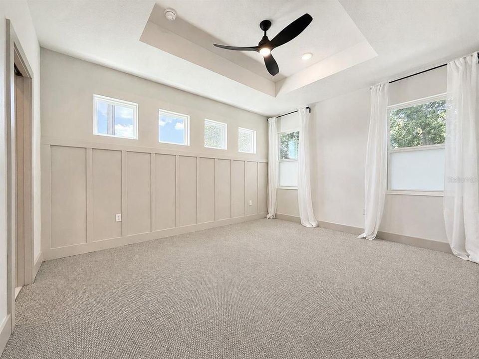 For Rent: $3,650 (3 beds, 2 baths, 2210 Square Feet)