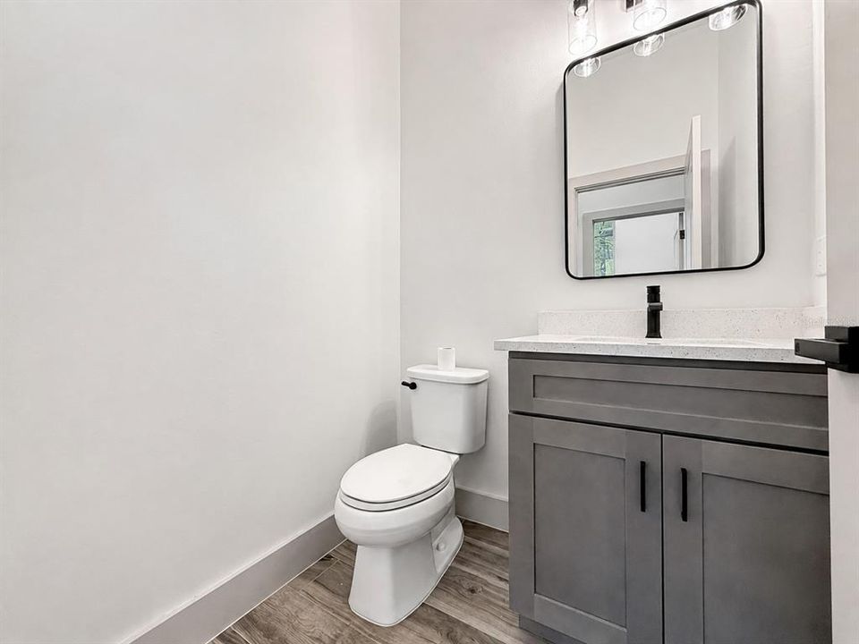 For Rent: $3,650 (3 beds, 2 baths, 2210 Square Feet)