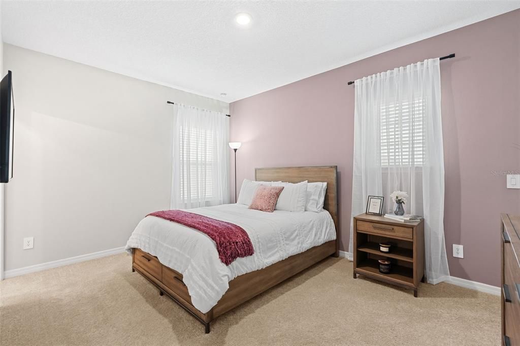 Active With Contract: $750,000 (5 beds, 4 baths, 3798 Square Feet)