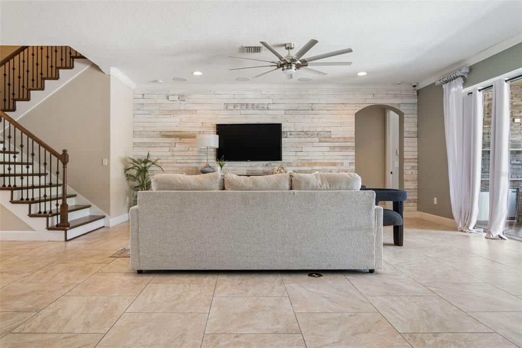 For Sale: $849,900 (5 beds, 3 baths, 3707 Square Feet)