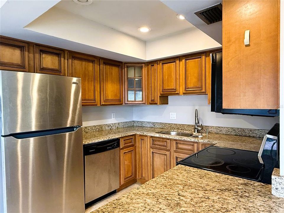 For Rent: $2,150 (3 beds, 2 baths, 1160 Square Feet)
