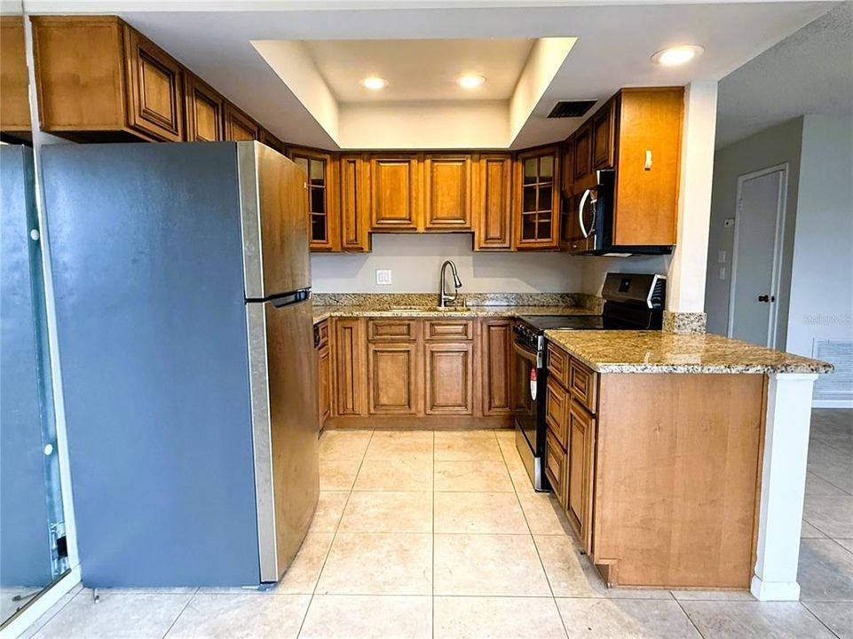 For Rent: $2,150 (3 beds, 2 baths, 1160 Square Feet)
