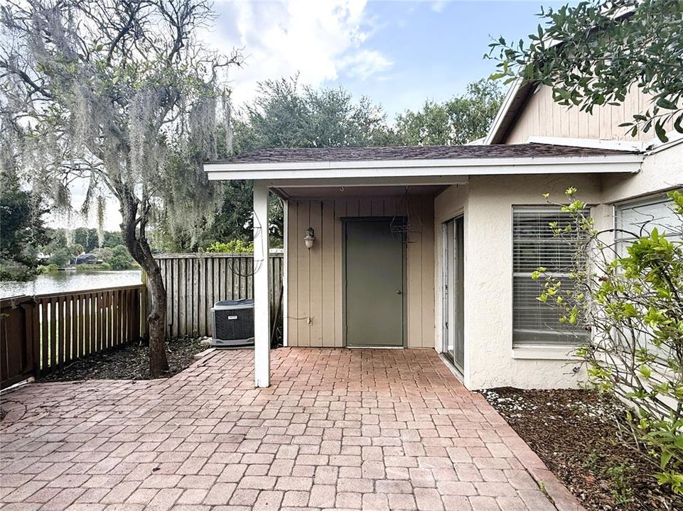 For Rent: $2,150 (3 beds, 2 baths, 1160 Square Feet)