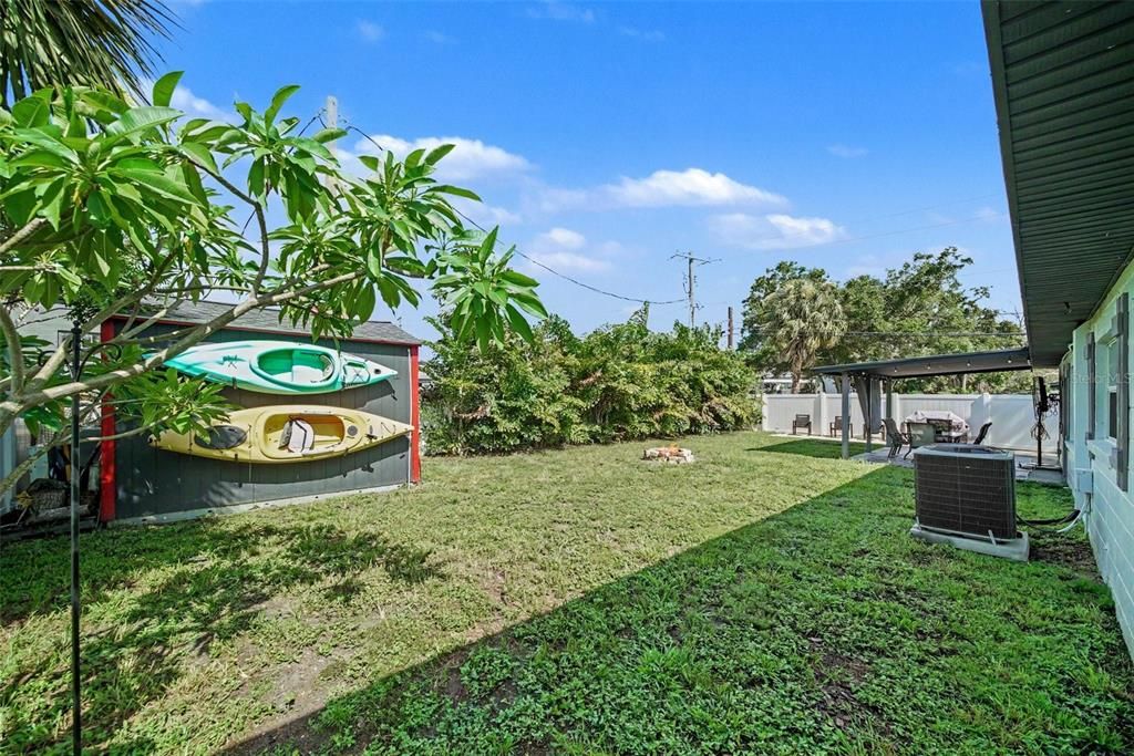 For Sale: $435,000 (3 beds, 2 baths, 1369 Square Feet)