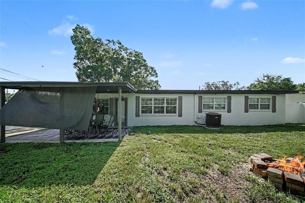 For Sale: $435,000 (3 beds, 2 baths, 1369 Square Feet)