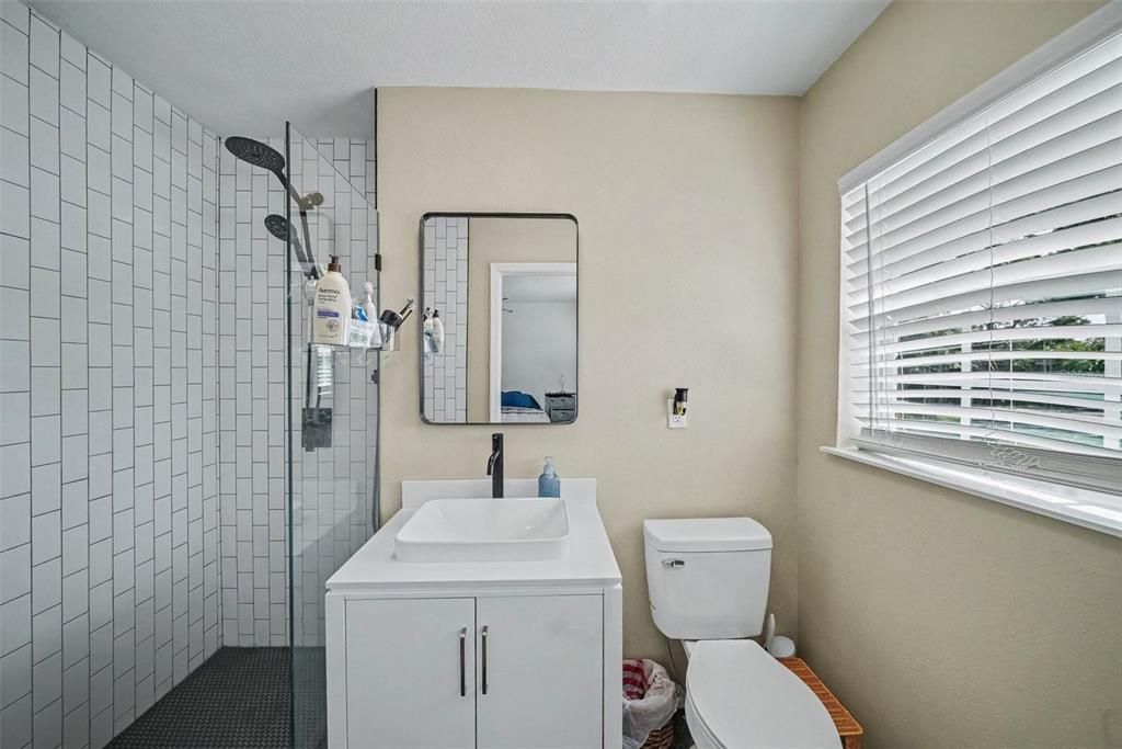 For Sale: $435,000 (3 beds, 2 baths, 1369 Square Feet)