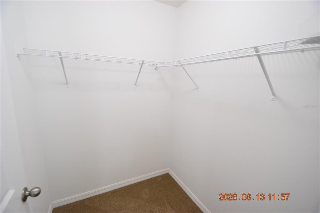 En Renta: $2,295 (4 camas, 2 baños, 2078 Pies cuadrados)