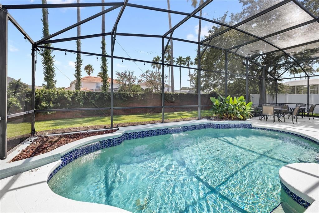 For Sale: $575,000 (4 beds, 3 baths, 2466 Square Feet)