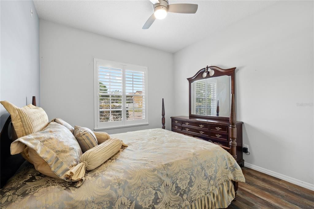 For Sale: $575,000 (4 beds, 3 baths, 2466 Square Feet)