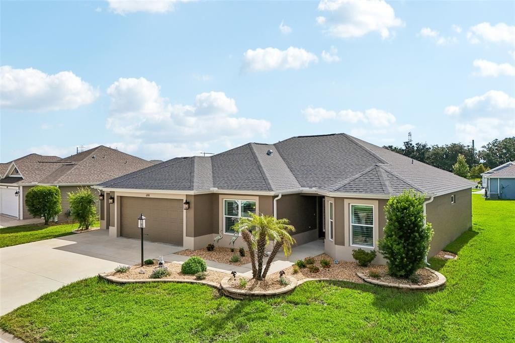 For Sale: $440,000 (3 beds, 2 baths, 1628 Square Feet)