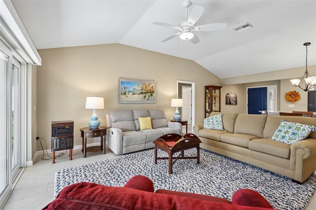 For Sale: $440,000 (3 beds, 2 baths, 1628 Square Feet)