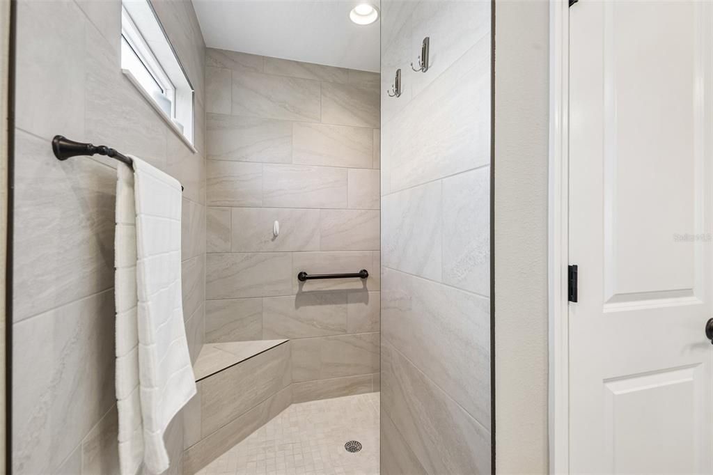 For Sale: $440,000 (3 beds, 2 baths, 1628 Square Feet)