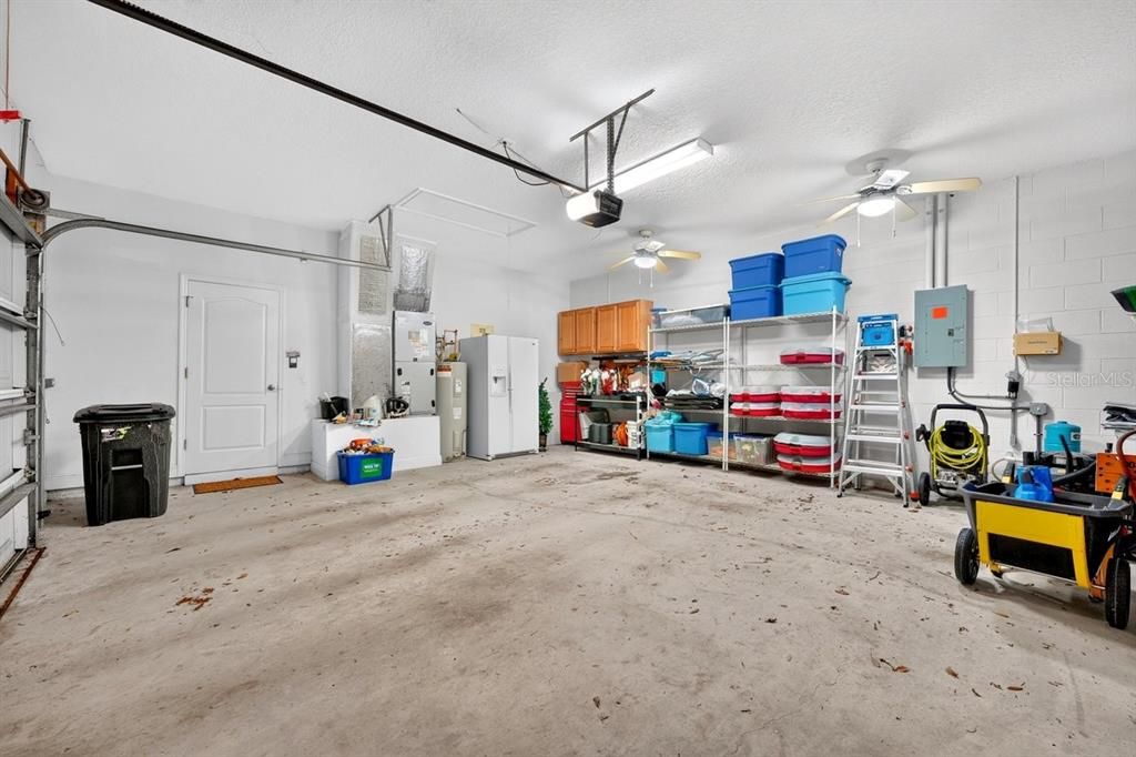 For Sale: $449,900 (3 beds, 2 baths, 2411 Square Feet)