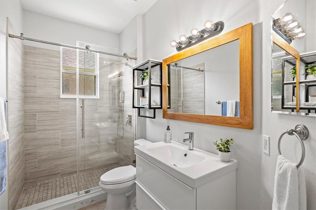 For Sale: $594,000 (5 beds, 3 baths, 2774 Square Feet)