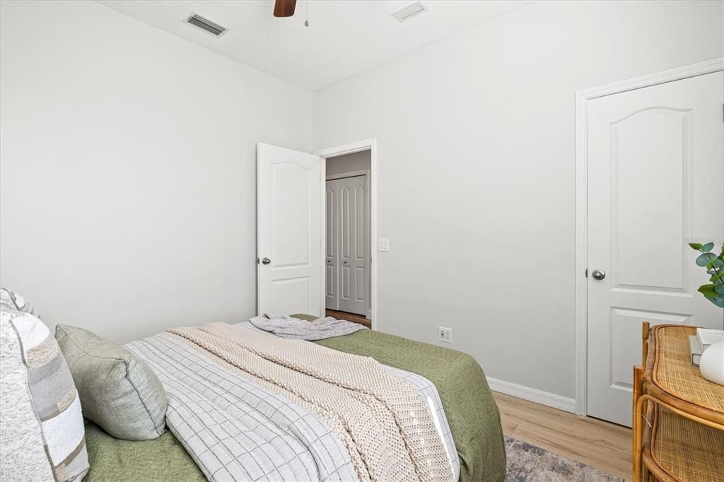 For Sale: $594,000 (5 beds, 3 baths, 2774 Square Feet)