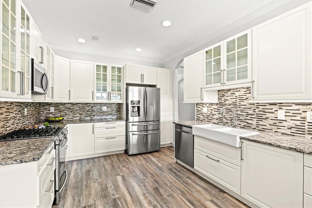 For Sale: $594,000 (5 beds, 3 baths, 2774 Square Feet)