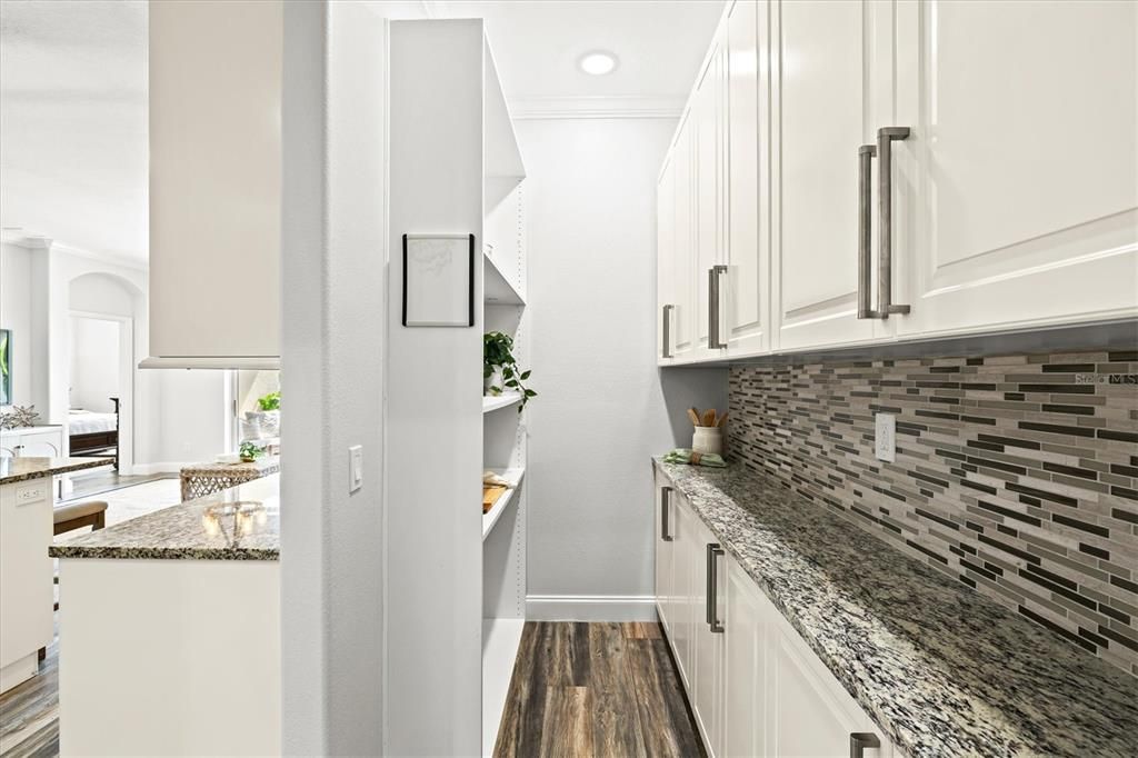 For Sale: $594,000 (5 beds, 3 baths, 2774 Square Feet)