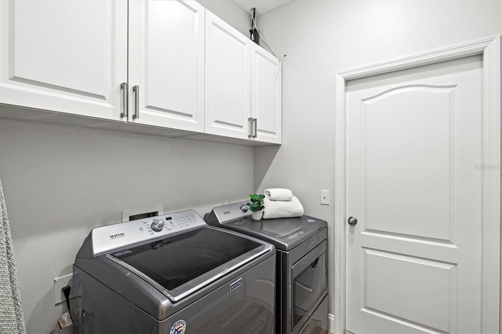 For Sale: $594,000 (5 beds, 3 baths, 2774 Square Feet)