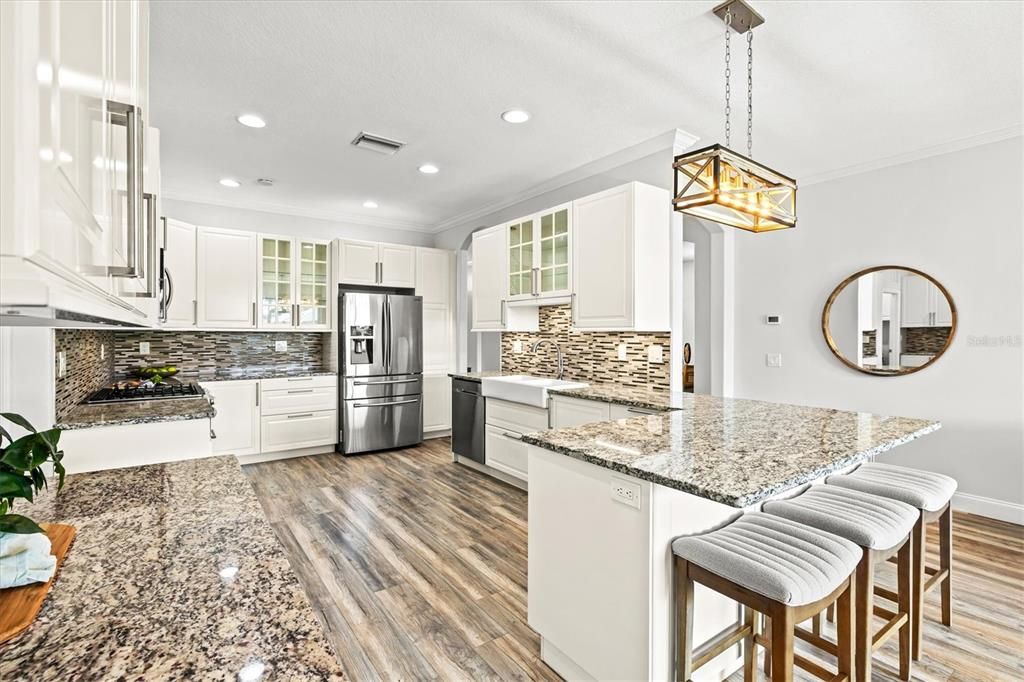 For Sale: $594,000 (5 beds, 3 baths, 2774 Square Feet)