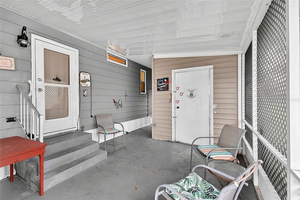 For Sale: $129,000 (2 beds, 2 baths, 1144 Square Feet)