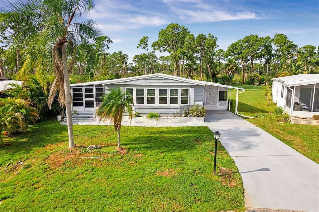 For Sale: $129,000 (2 beds, 2 baths, 1144 Square Feet)