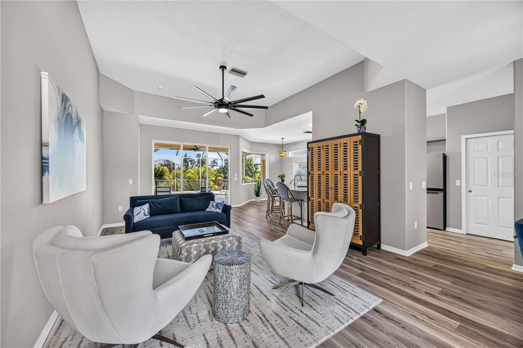 For Sale: $399,900 (3 beds, 2 baths, 1839 Square Feet)