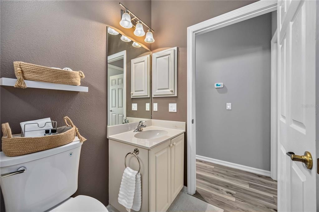For Sale: $399,900 (3 beds, 2 baths, 1839 Square Feet)